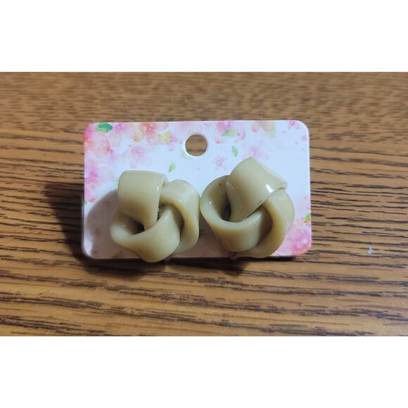 New old stock Vintage celluloid button earrings - Picture 3 of 4